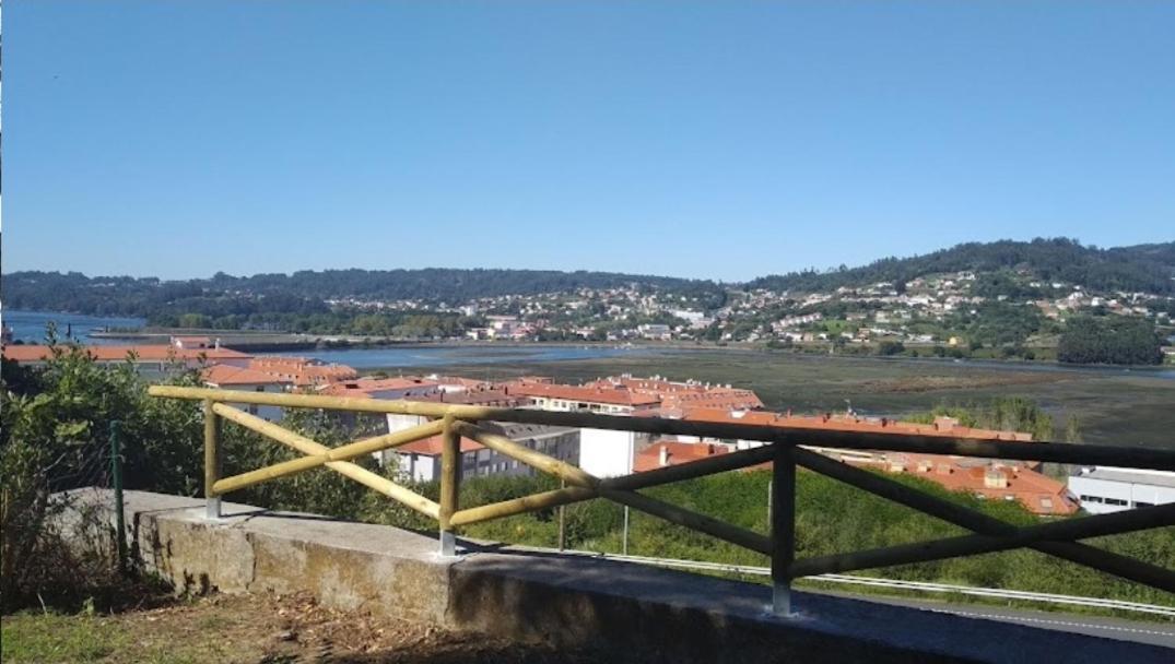 Hostal San Cristobal - Pontedeume ภายนอก รูปภาพ