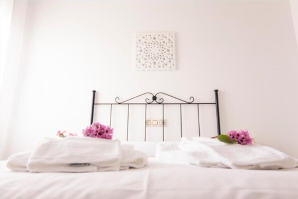 Hostal San Cristobal - Pontedeume ภายนอก รูปภาพ