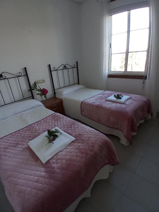 Hostal San Cristobal - Pontedeume ภายนอก รูปภาพ
