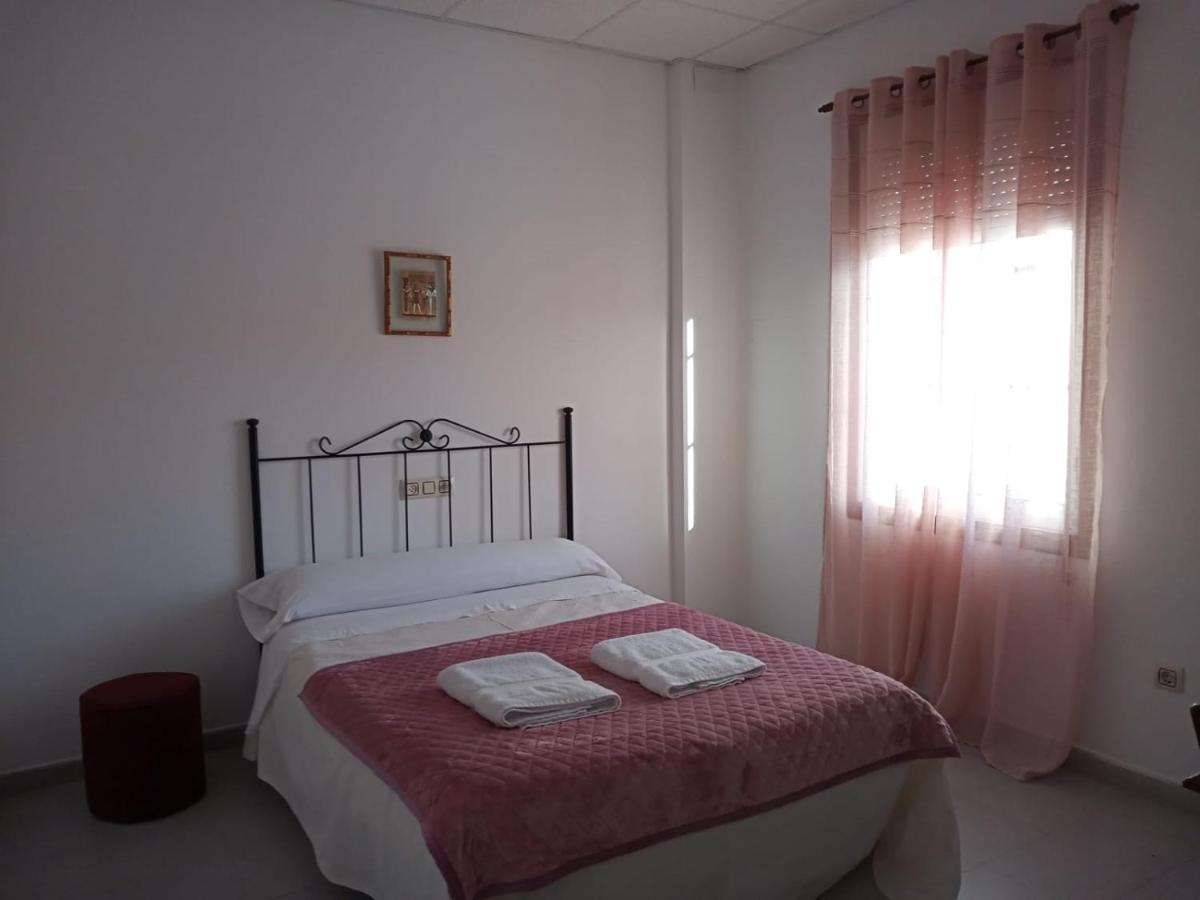 Hostal San Cristobal - Pontedeume ภายนอก รูปภาพ