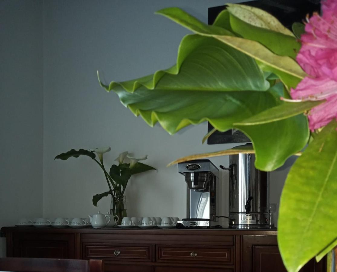 Hostal San Cristobal - Pontedeume ภายนอก รูปภาพ