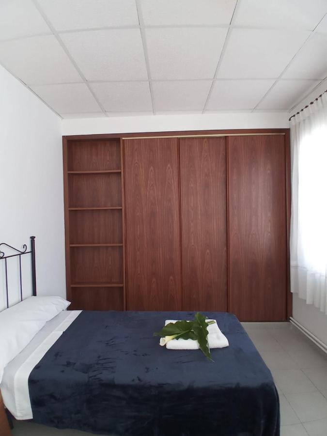 Hostal San Cristobal - Pontedeume ภายนอก รูปภาพ